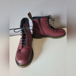 Dr Martens 1460 Smooth Leather Laceup Boots, GUC, Size 5